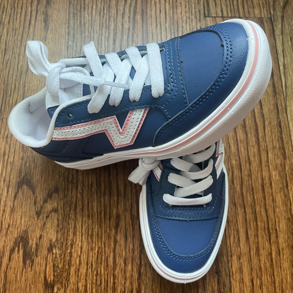 Girls vans sneakers